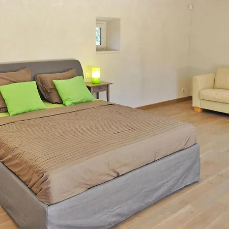 Combemont Holiday home Souspierre