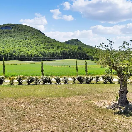 בית נופש Combemont